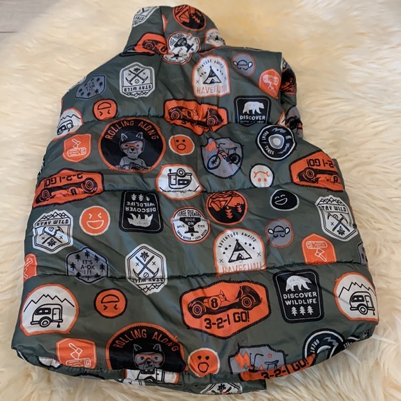 Green Puffer Vest by Joe Fresh in 12-18M - Picture 6 of 6